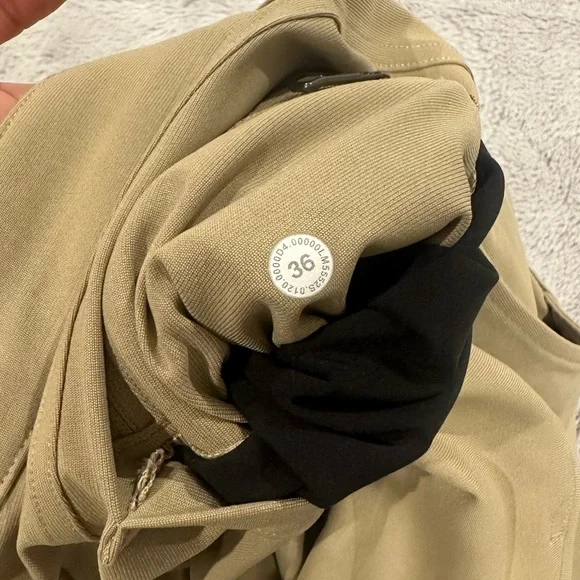 Lululemon ABC Slim Fit Pant (2021 Version) - Picture 3 of 8